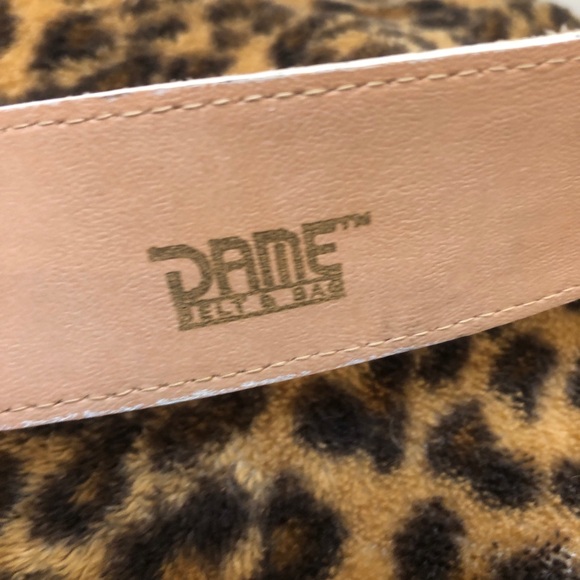 Lizard Skin Vintage White adjustable Belt with front buckle. Small 90’s style - Picture 6 of 9